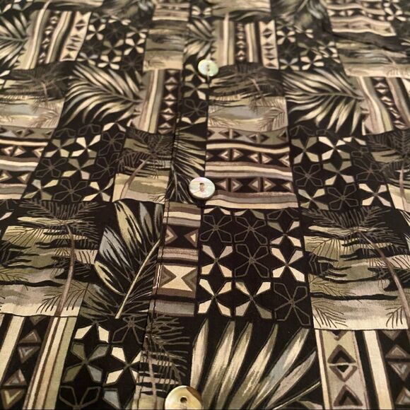 Tori Richard Hawaiian Shirt - Picture 10 of 10